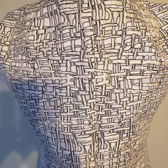 NWPT A-k-r-i-s Punto Jacquard silvery sheath dress - Picture 9 of 14